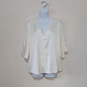 Banana Republic Elegant Cream Women's Top